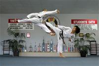 duc-dang-taekwondo-counter-attacking-with-a-side-kick